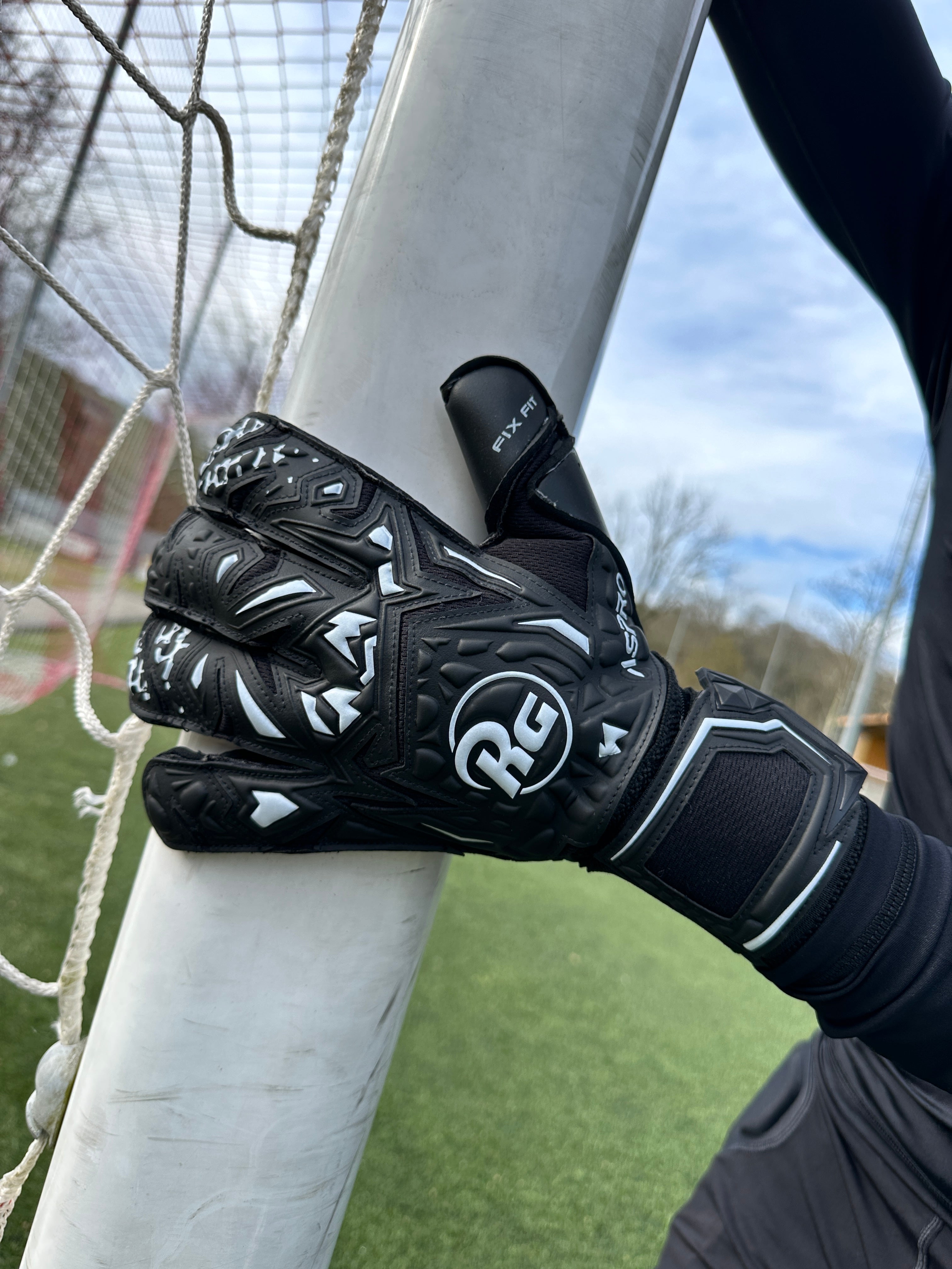 RG Aspro Blackout Goalkeeper Gloves