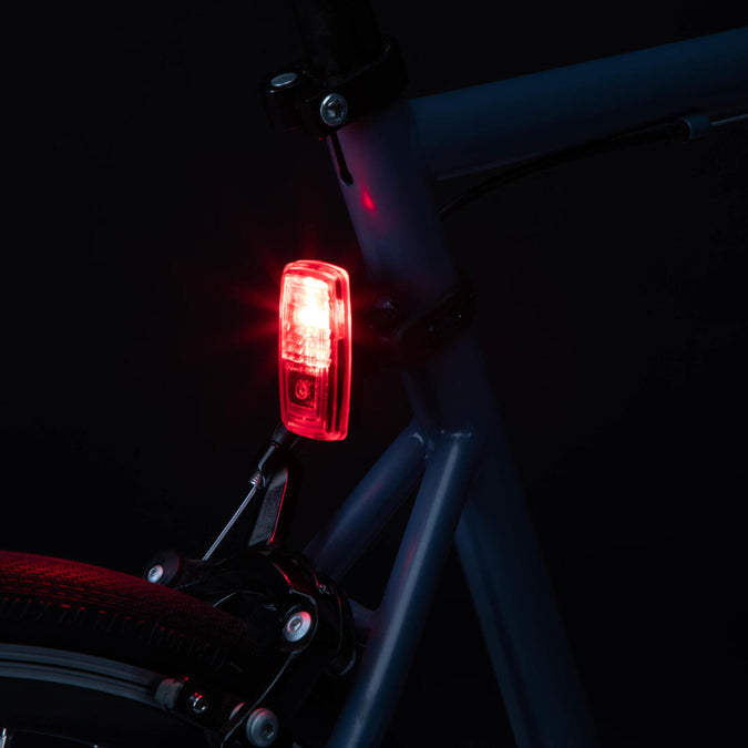 





Waterproof front and rear battery-powered LED bike light set - Decathlon Cyprus, photo 7 of 9